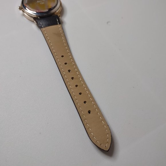 Gold Tone And Black Band Cute Watch - Picture 11 of 11